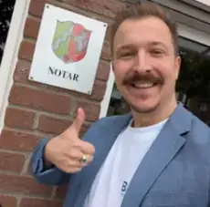 Ricardo Tunnissen direkt nach dem Notartermin